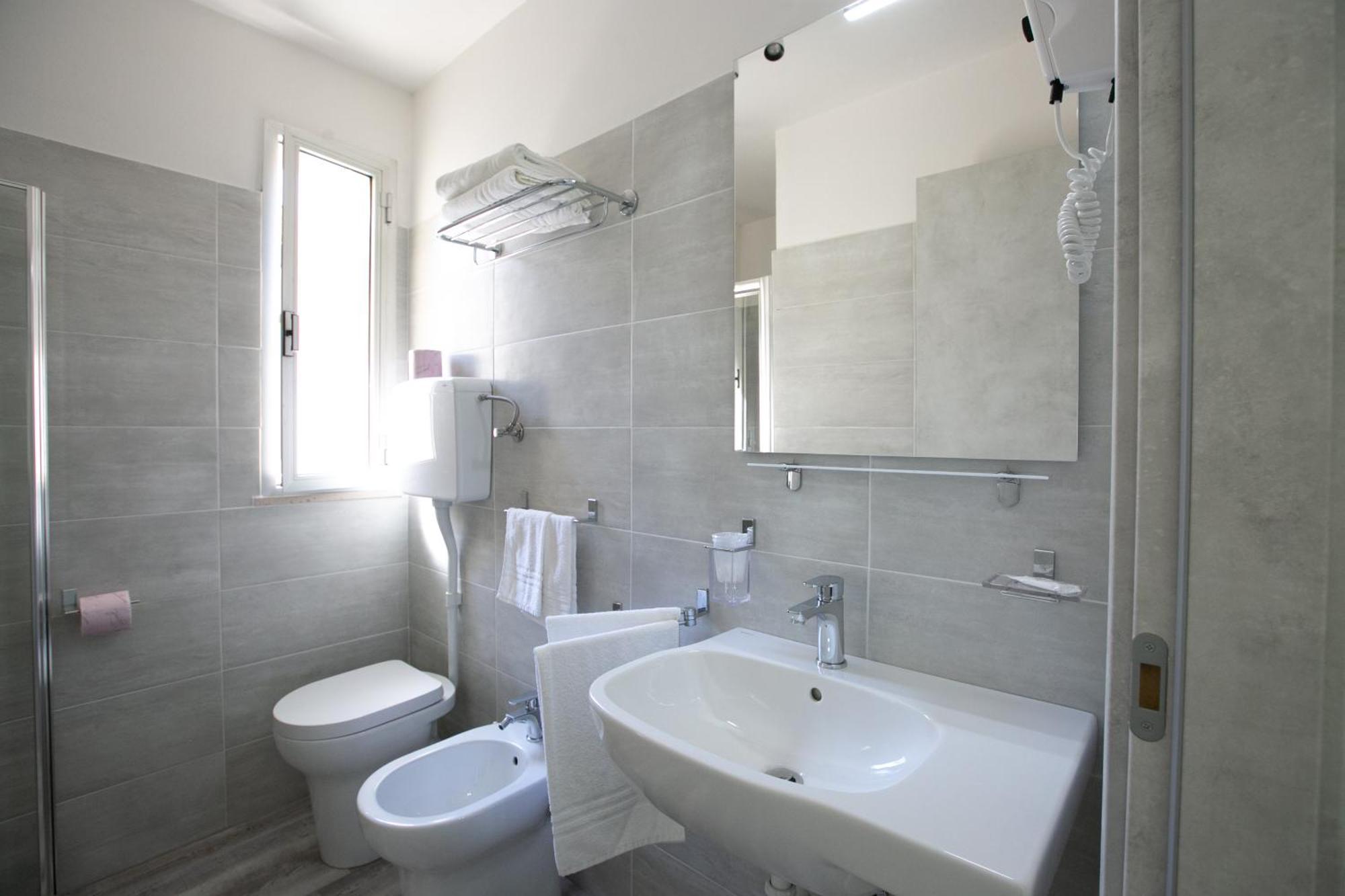 Hotel Aurea Белларія-Іджеа-Марина Екстер'єр фото